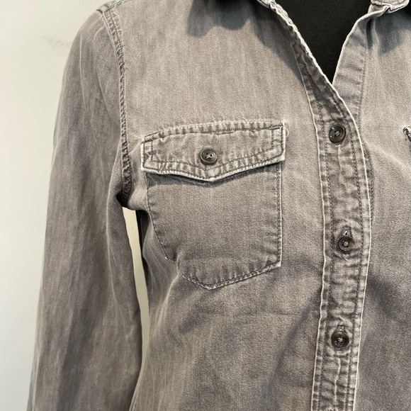 Banana Republic Grey Denim Shirt - size small - Picture 4 of 9